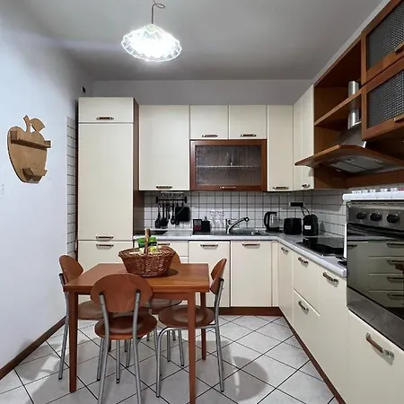Apartment Stazione Centrale Colli La Spezia